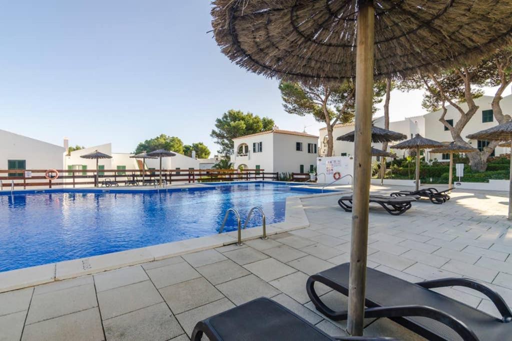 Happy Menorca apartamento duplex ,piscina,aire acondicionado,wiffi Port d'Addaia Exterior foto